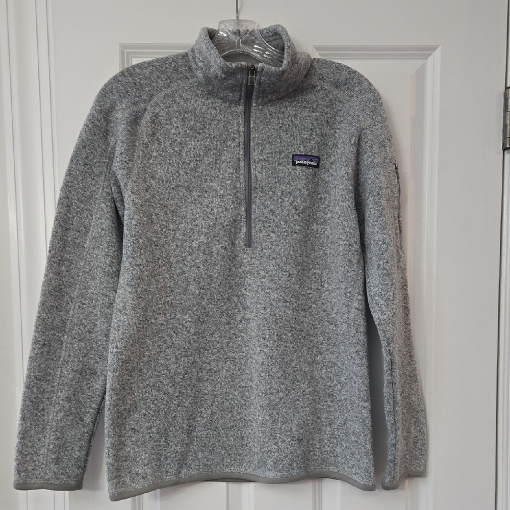 Patagonia Women's Heather Gray Fleece Quarter-Zip